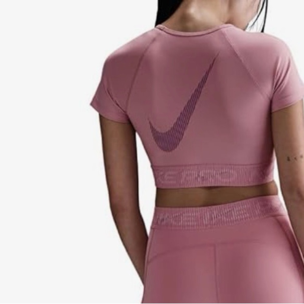 Nike Pro Training Crop Top Pink | Women’s Small | HM6369-699 Small - Picture 2 of 6
